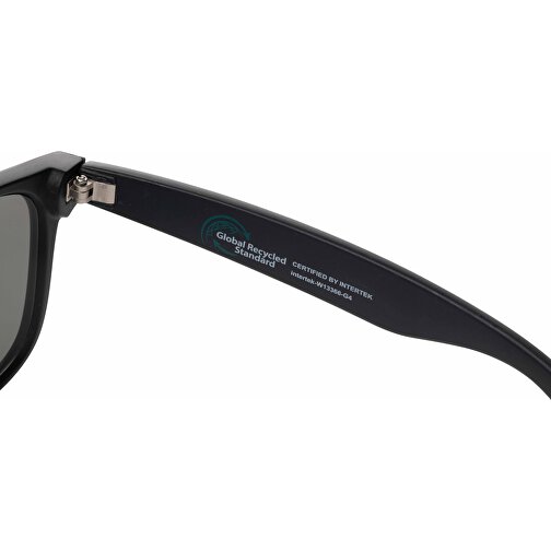 Sonnenbrille Aus GRS Recyceltem Kunststoff, Schwarz , schwarz, PC - recycelt, 14,40cm x 3,00cm (Länge x Höhe), Bild 2